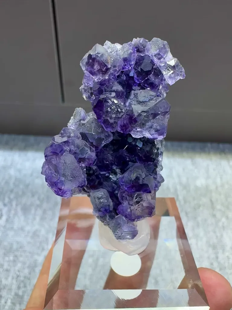 Natural Purple  Tanzanite Fluorite comes from Fujian,China 30*20*40MM image