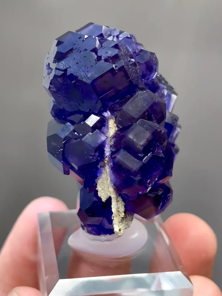 Natural Purple Tanzanite Fluorite comes from Fujian,China 30*30*40MM - image 4