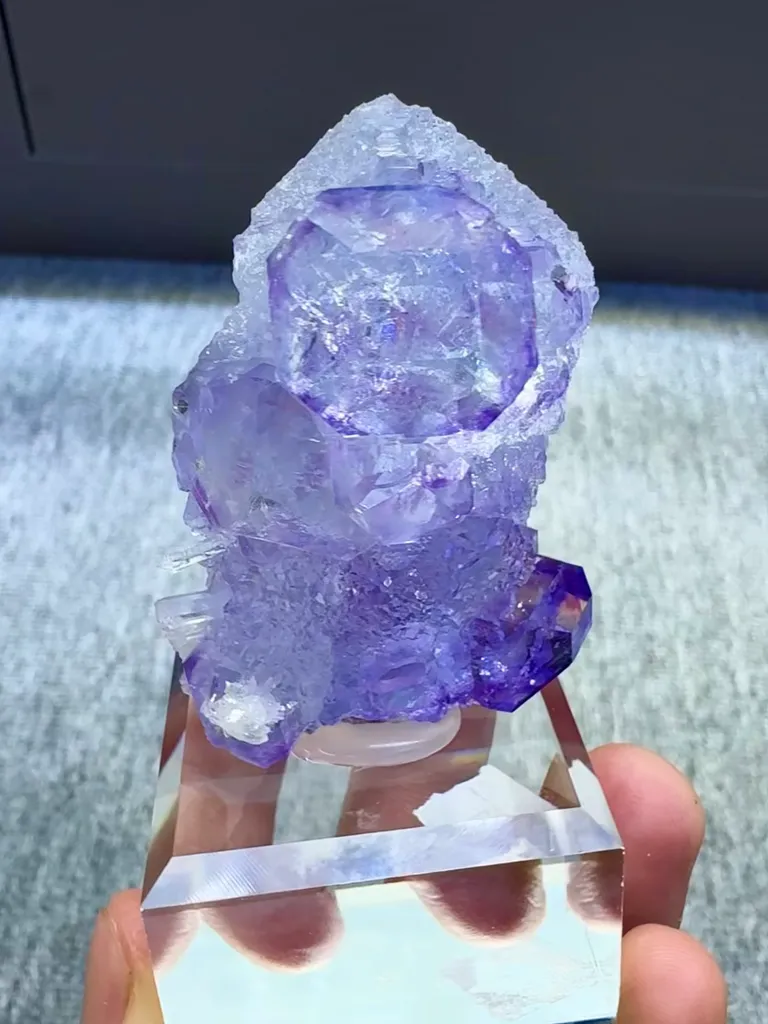 Natural Purple  Tanzanite Fluorite comes from Fujian,China 30*35*50MM - image 6