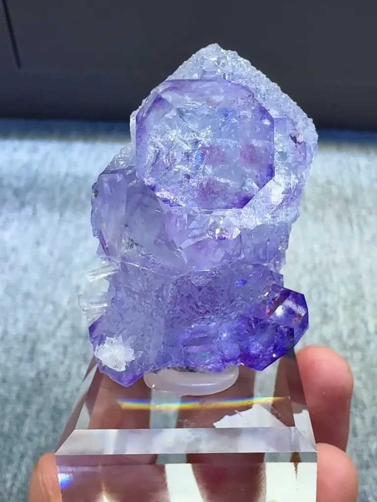 Natural Purple  Tanzanite Fluorite comes from Fujian,China 30*35*50MM - image 2