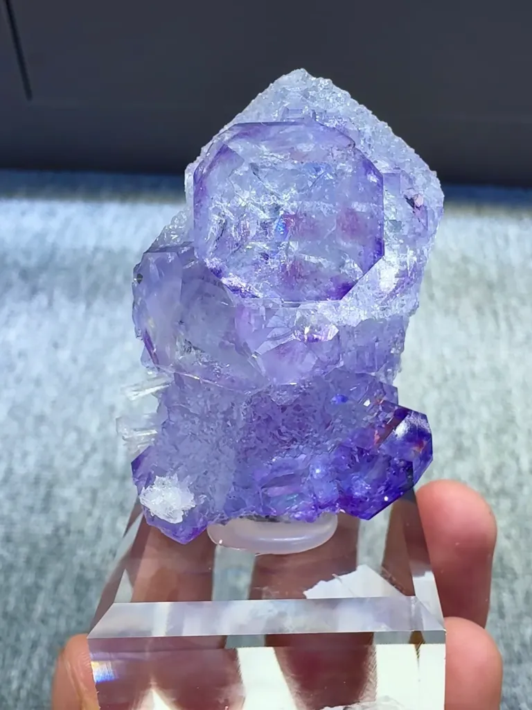 Natural Purple  Tanzanite Fluorite comes from Fujian,China 30*35*50MM image