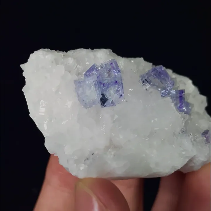 Natural Purple Transparent Cubic Fluorite and Quartz, Mineral Specimen:Zhejiang,China (55*35*25MM) - image 3