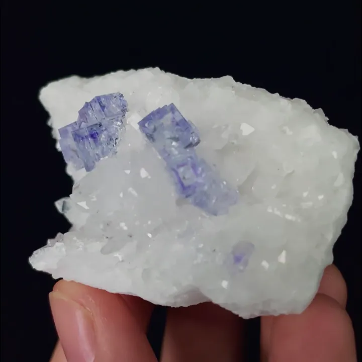 Natural Purple Transparent Cubic Fluorite and Quartz, Mineral Specimen:Zhejiang,China (55*35*25MM) - image 4