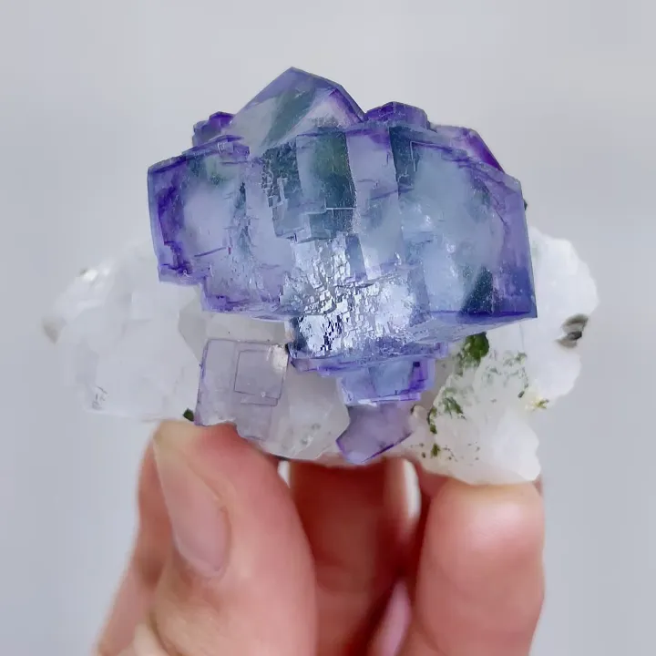 Natural Purple Transparent Cubic Fluorite & Quartz, Mineral Specimen:Yaogangxian,Hunan (35*55*35mm) image