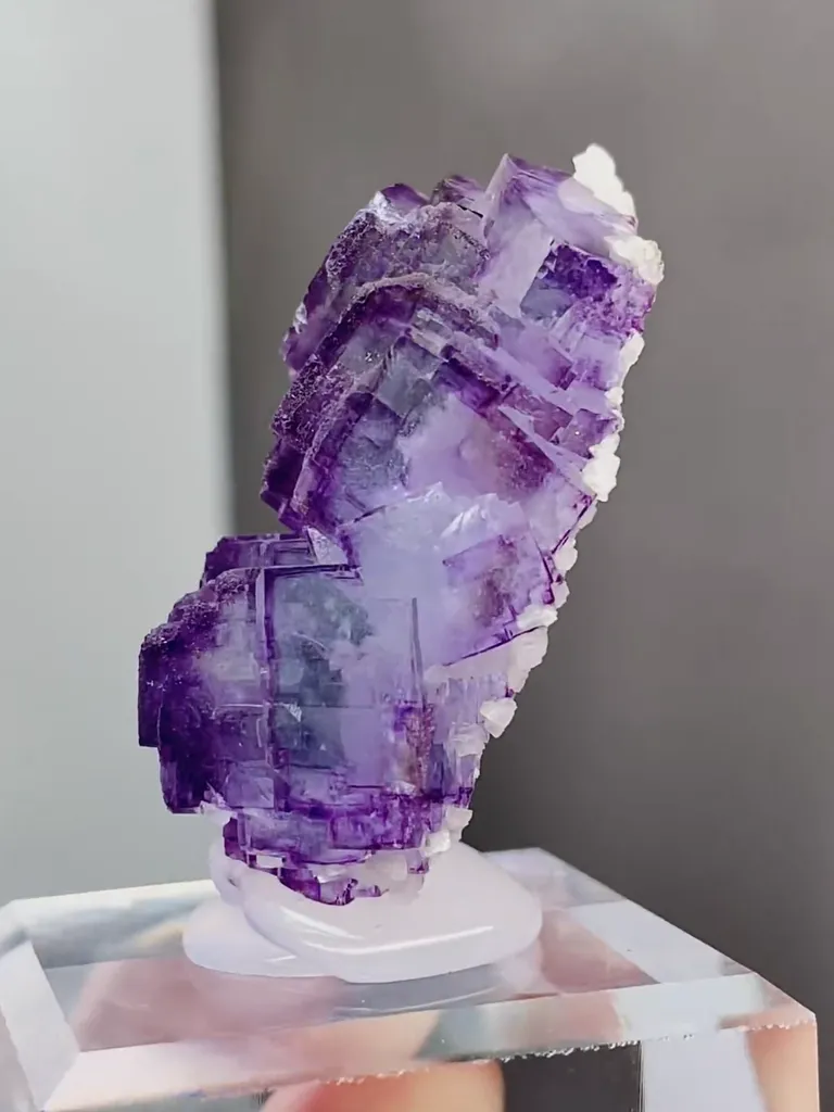 Natural Purple Transparent Phantom Fluorite and Quartz coexist comes from Yaogangxian,Hunan 25*35*20MM - image 3