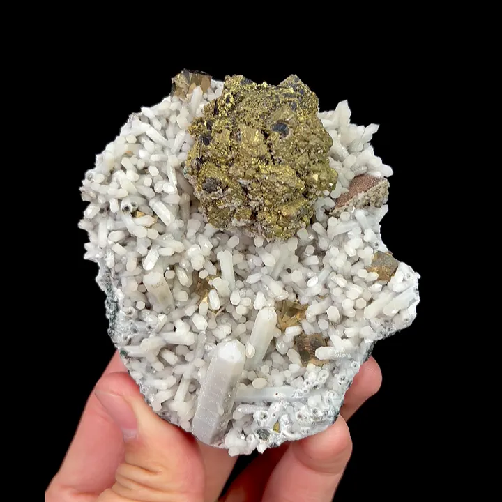 Natural Pyrite and Quartz Cluster, Mineral Specimen:Inner Mongolia,China (75*90*35MM) - image 5