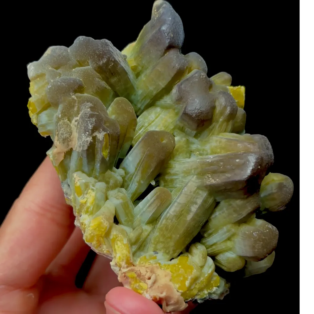 Natural Pyromorphite Mineral Specimen,High Quality Specimen,GUILIN,GUANGXI,CHINA(90*70*50mm) - image 5