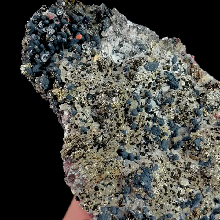 Natural Quartz and Limonite and Goethite, Mineral Specimen:Fujian (145*85*25MM) image