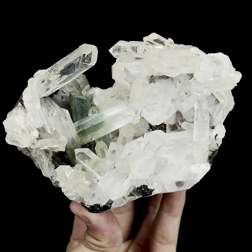 Natural Quartz and Specularite Mineral Specimen,High Quality Specimen,GUANGDONG,CHINA(129*86*79mm) - image 3