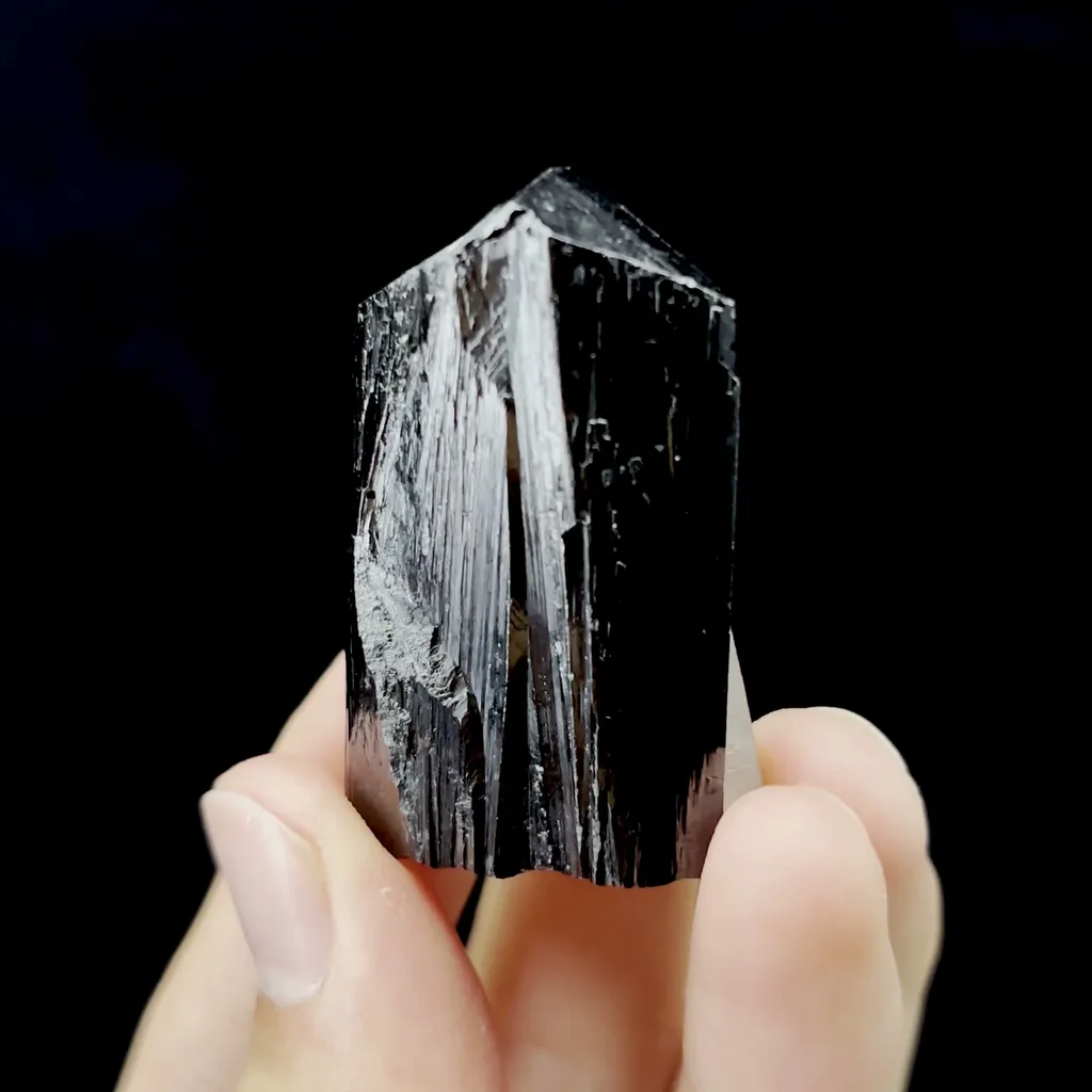 Natural Quartz and Tourmaline Mineral Specimen,High Quality Specimen,NAMIBIA(25*45*15mm) - image 4