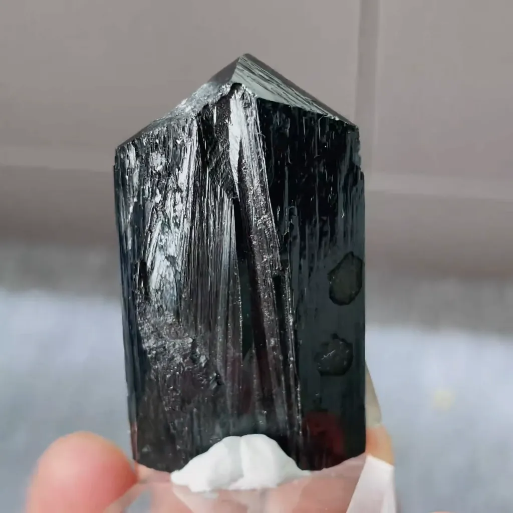 Natural Quartz and Tourmaline Symbiosis comes from Namibia 25*45*15MM - image 3