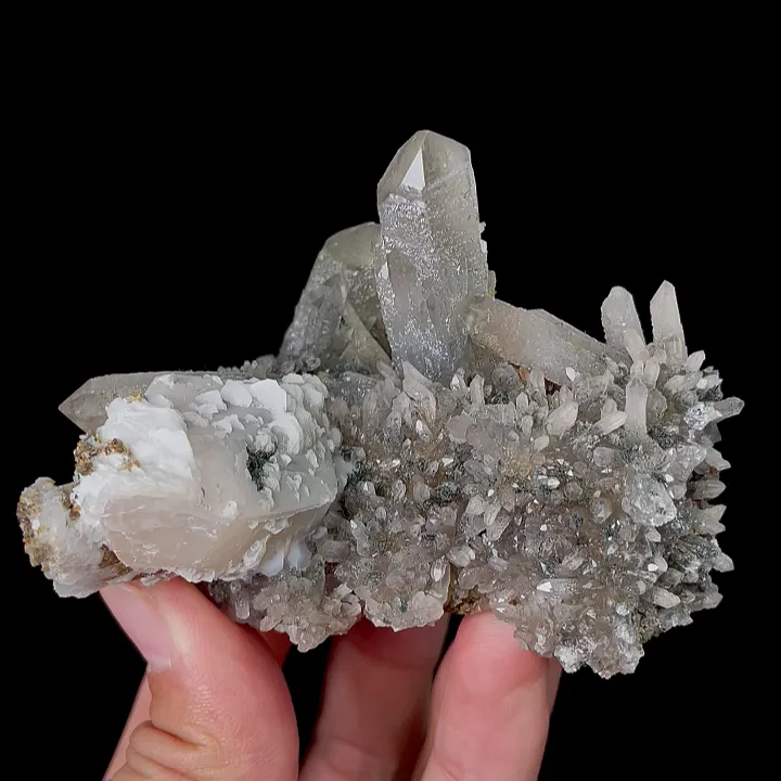 Natural Quartz Cluster and Calcite, Mineral Specimen: Inner Mongolia,China (80*65*60MM) image