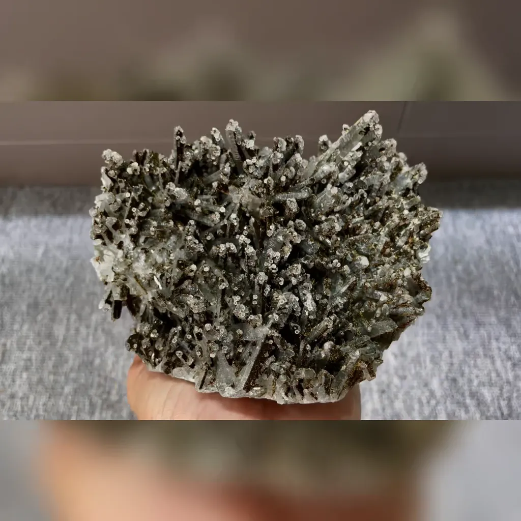 Natural Quartz Cluster and Goethite Symbiosis comes from Shizhuyuan,Chenzhou 135*95*50MM image
