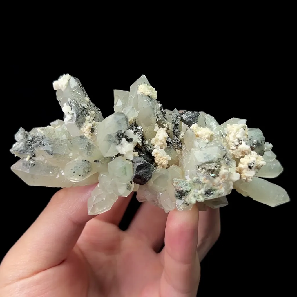 Natural Quartz Cluster Mineral Specimen,High Quality Specimen,INNER MONGOLIA,CHINA(115*50*40mm) - image 2
