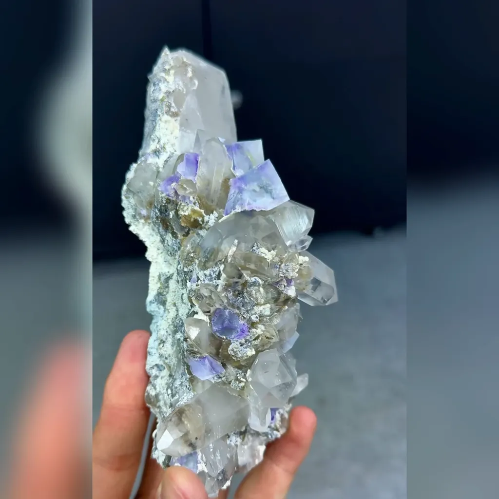 Natural Quartz Clusters and Fluorite Symbiosis comes from Yaogangxian,Hunan 80*60*160MM - image 4
