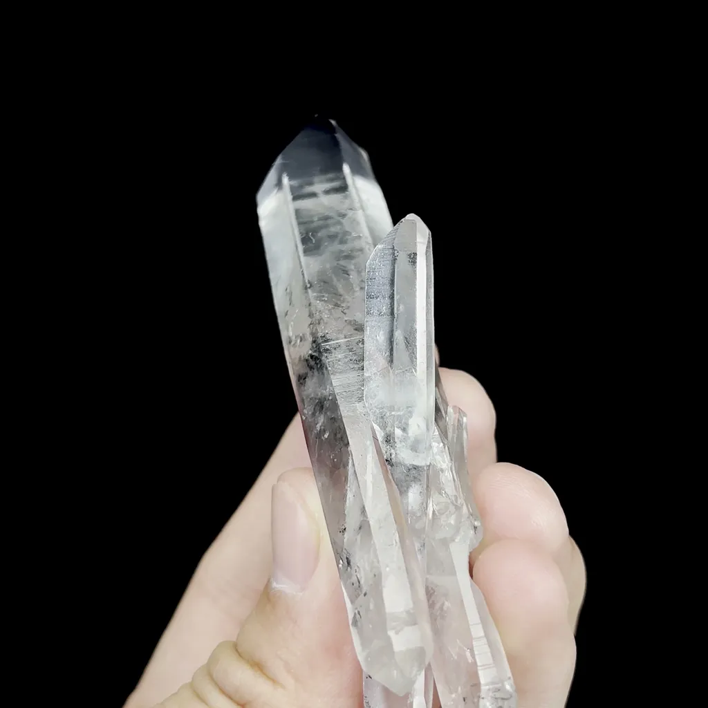 Natural Quartz Crystal Cluster Mineral Specimen,High Quality Specimen,SICHUAN,CHINA(43*17*101mm) - image 3