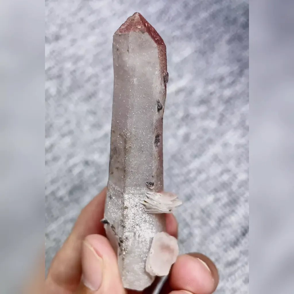 Natural Quartz Tower and Calcite Symbiosis comes from Inner Mongolia,China 20*80*15MM - image 4
