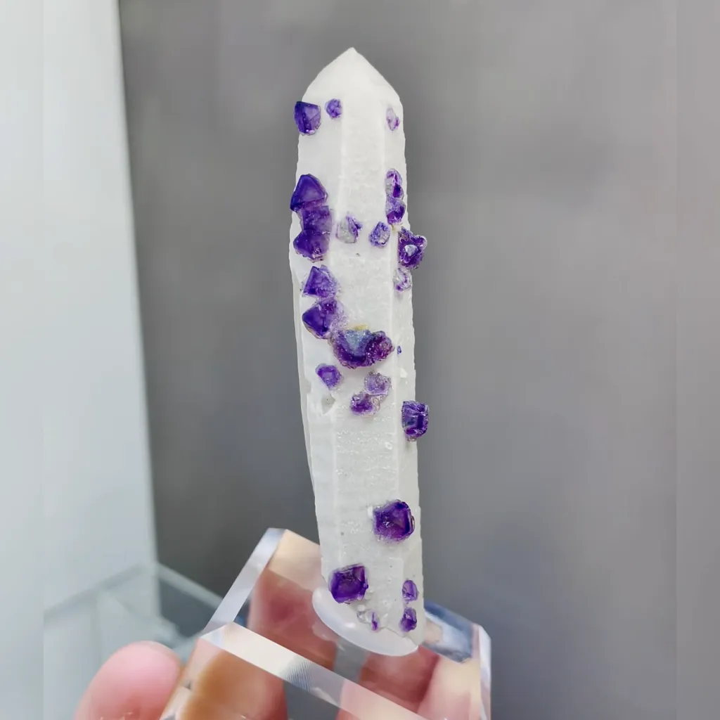 Natural Quartz Tower and Purple Fluorite Symbiosis comes from Inner Mongolia,China 15*15*70MM image