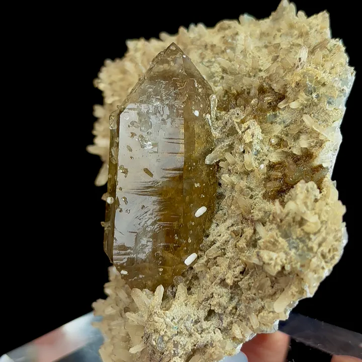 Natural Quartz Tower, Mineral Specimen:Anhui,China (90*50*70MM) - image 3