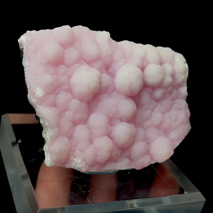 Natural Red Aragonite, Mineral Specimen: Yunnan,China (80*30*50MM) image