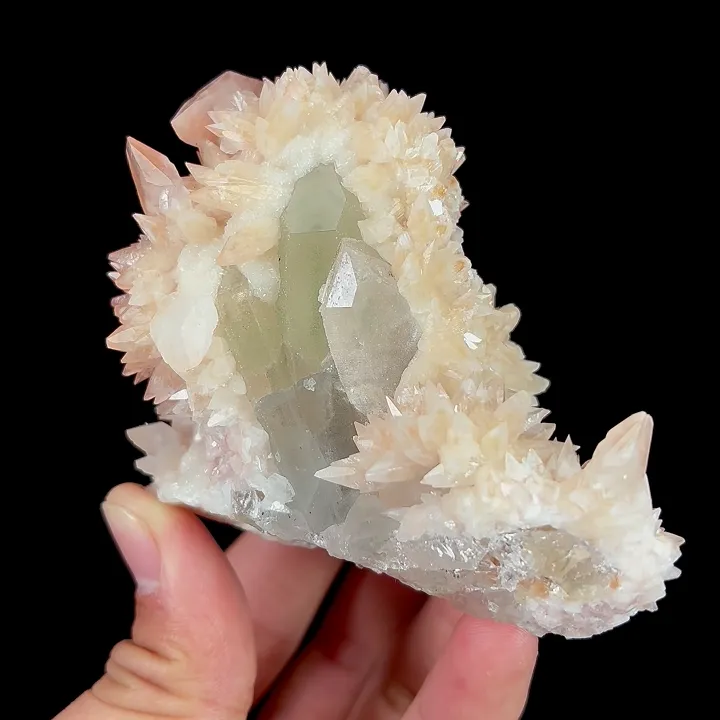Natural Red Calcite and Quartz, Mineral Specimen:Daye,Hubei (100*70*55MM) image