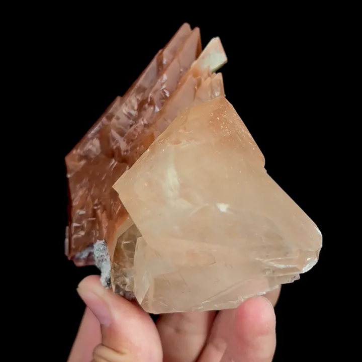 Natural Red Calcite, Mineral Specimen:Daye,Hubei (110*45*85MM) image