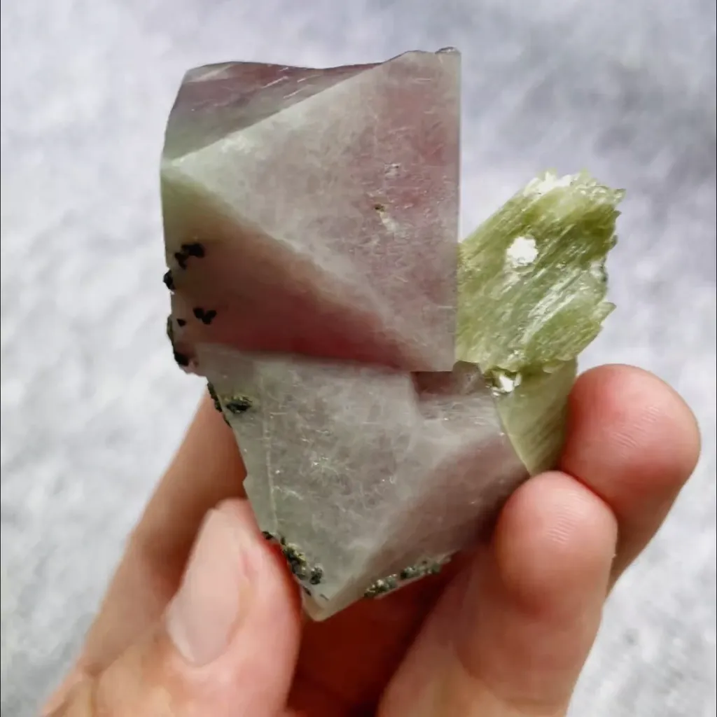 Natural Red Octahedral Fluorite comes from Inner Mongolia,China 30*50*30MM - image 4