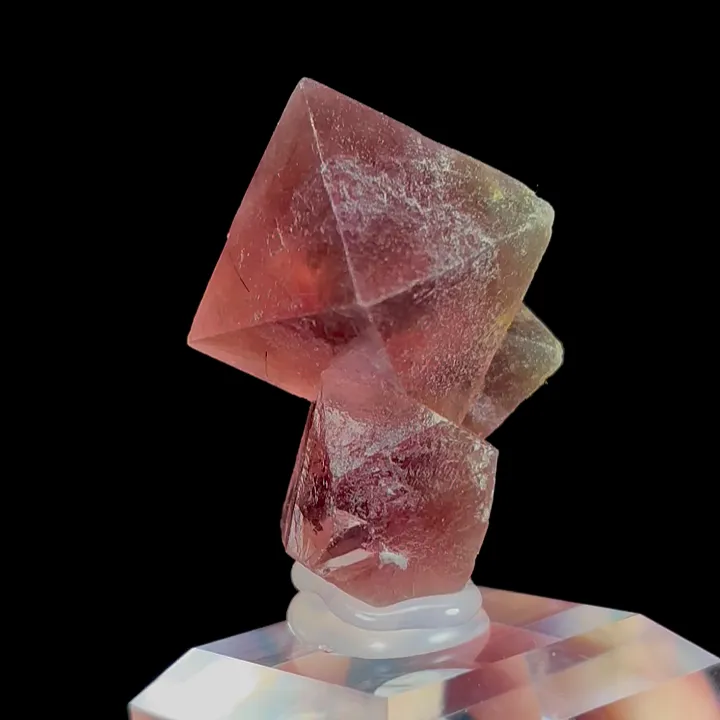 Natural Red Octahedral Fluorite, Mineral Specimen: Inner Mongolia,China (20*25*35MM) - image 5