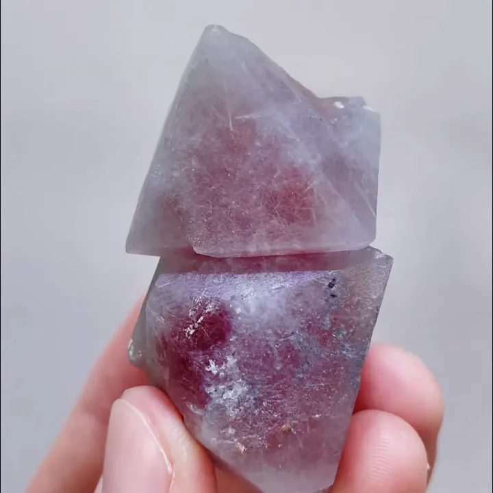 Natural Red Octahedral Fluorite, Mineral Specimen: Inner Mongolia,China （35*50*30MM） - image 3