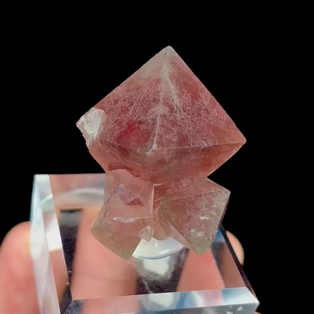 Natural Red Octahedral Fluorite, Mineral Specimen:Inner Mongolia,China (30*35*30MM) - image 3