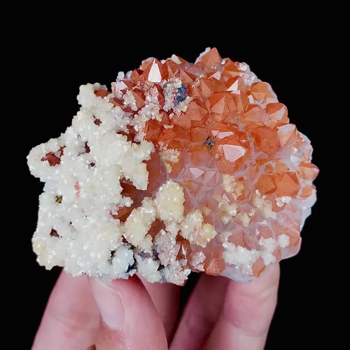 Natural Red Quartz and Calcite, Mineral Specimen:Jiangxi,China (70*60*35MM) image