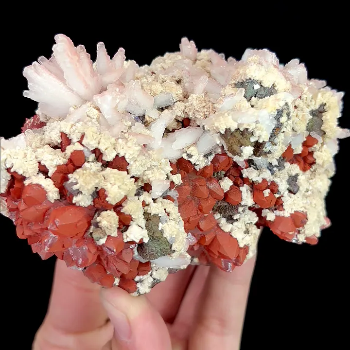Natural Red Quartz and Dolomite, Mineral Specimen:Daye,Hubei (120*70*35MM) - image 3