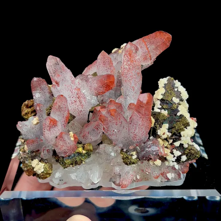Natural Red Quartz, Chalcopyrite, Hematite, Limonite, Dolomite, Mineral Specimen:Jiangxi,China (95*70*40MM) image