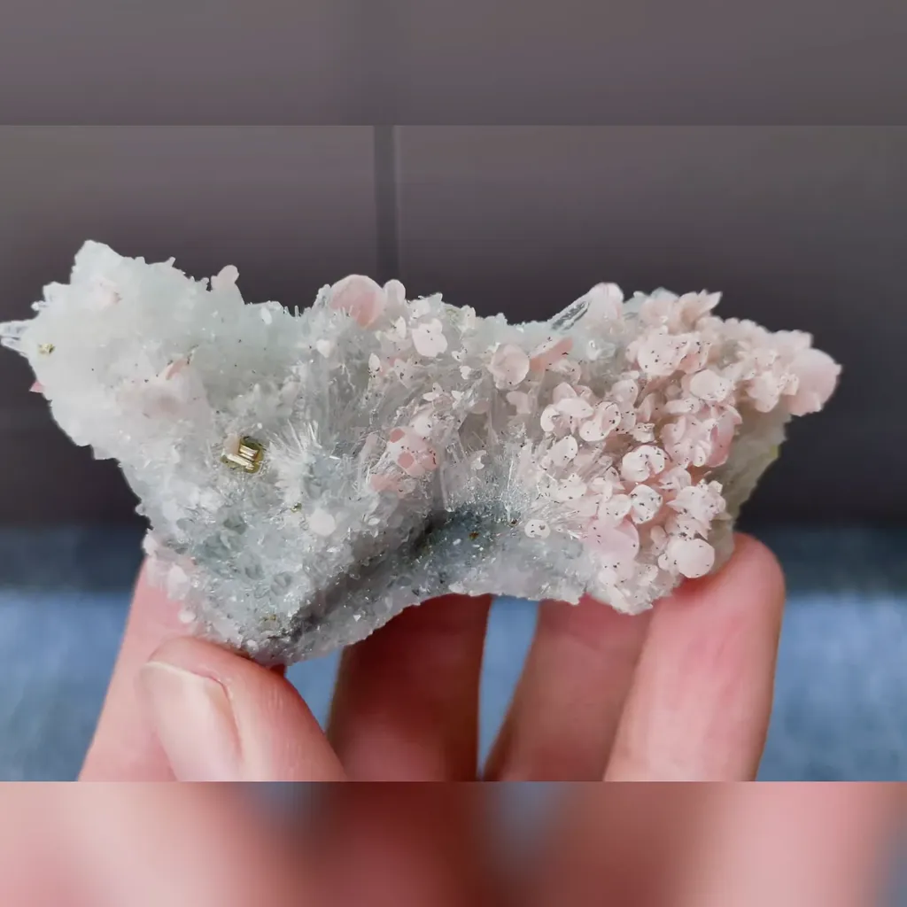 Natural Rhodochrosite and Clear Quartz Cluster comes from Guangxi,China 70*30*20MM - image 4