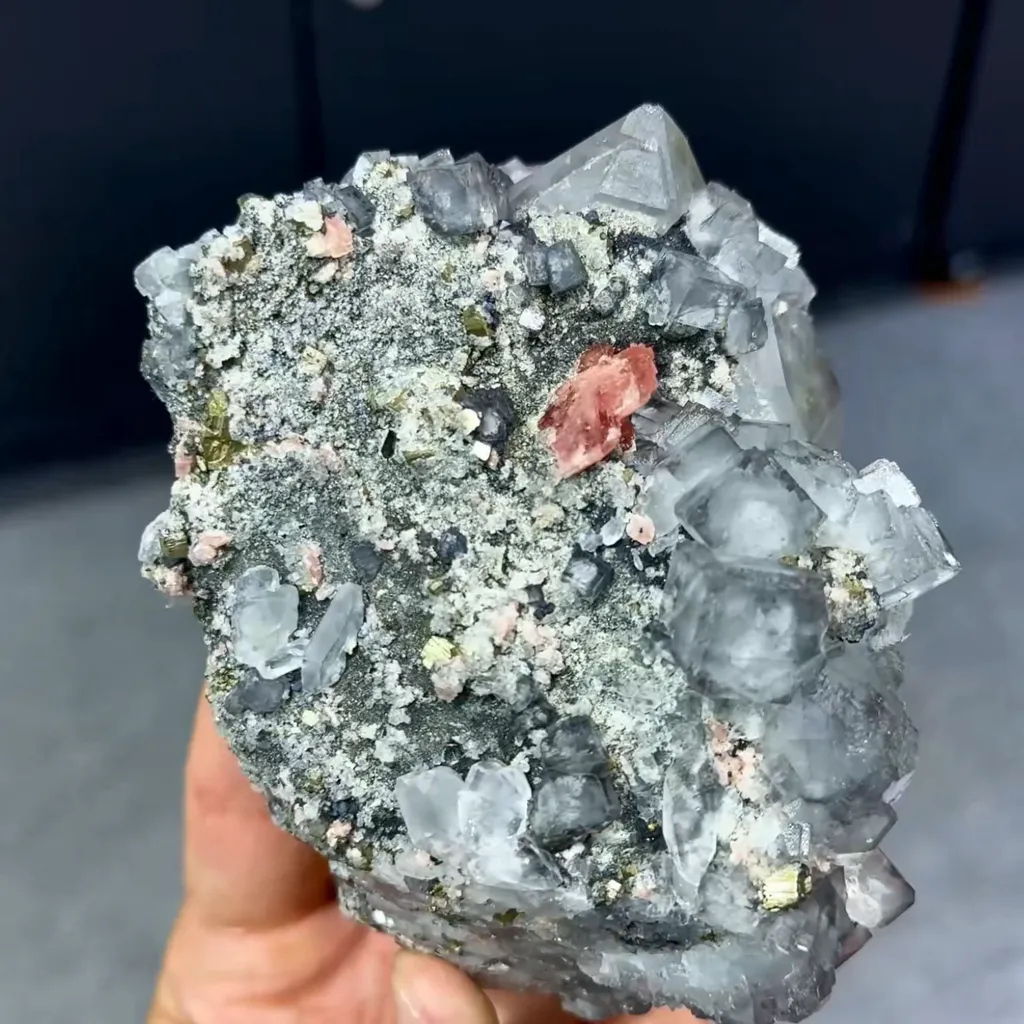 Natural Rhodochrosite and Cubic Fluorite comes from Guangxi,China 115*100*75MM image