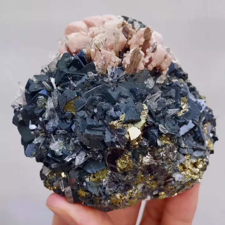 Natural Rhodochrosite and Marmatite and Pyrite Symbiosis comes from Guangxi 95*85*60MM - image 4