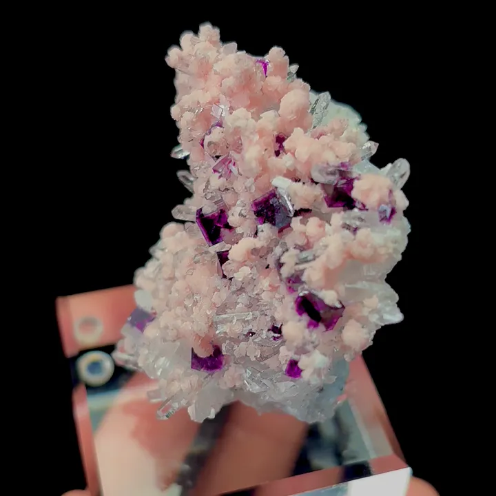 Natural Rhodochrosite and Purple Fluorite, Mineral Specimen:Guangxi,China (60*30*45MM) - image 3