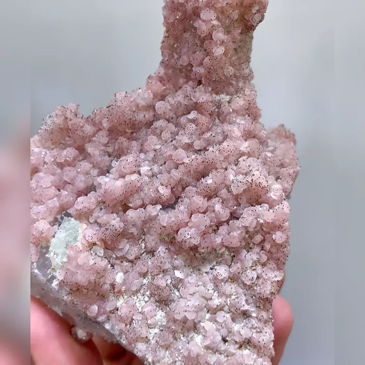 Natural Rhodochrosite and Quartz, Mineral Specimen:Guangxi,China (80*70*35MM) - image 3