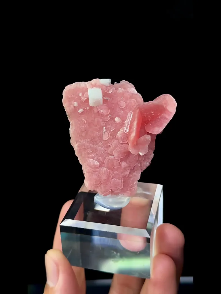 Natural Rhodochrosite comes from Wuzhou,Guangxi 50*20*50MM - image 6
