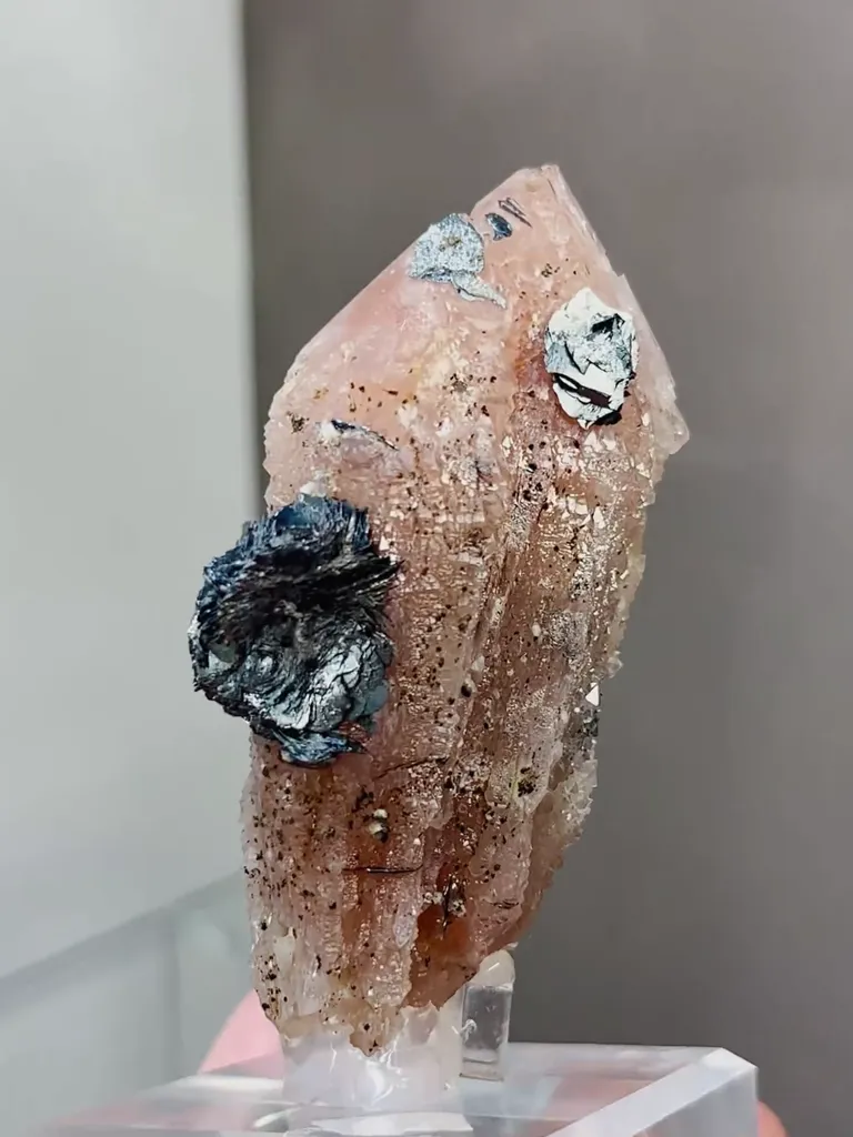 Natural Rose Quartz Tower Pointed  and Mirror Iron Ore coexist comes from Inner Mongolia,China 50*40*80MM - image 3