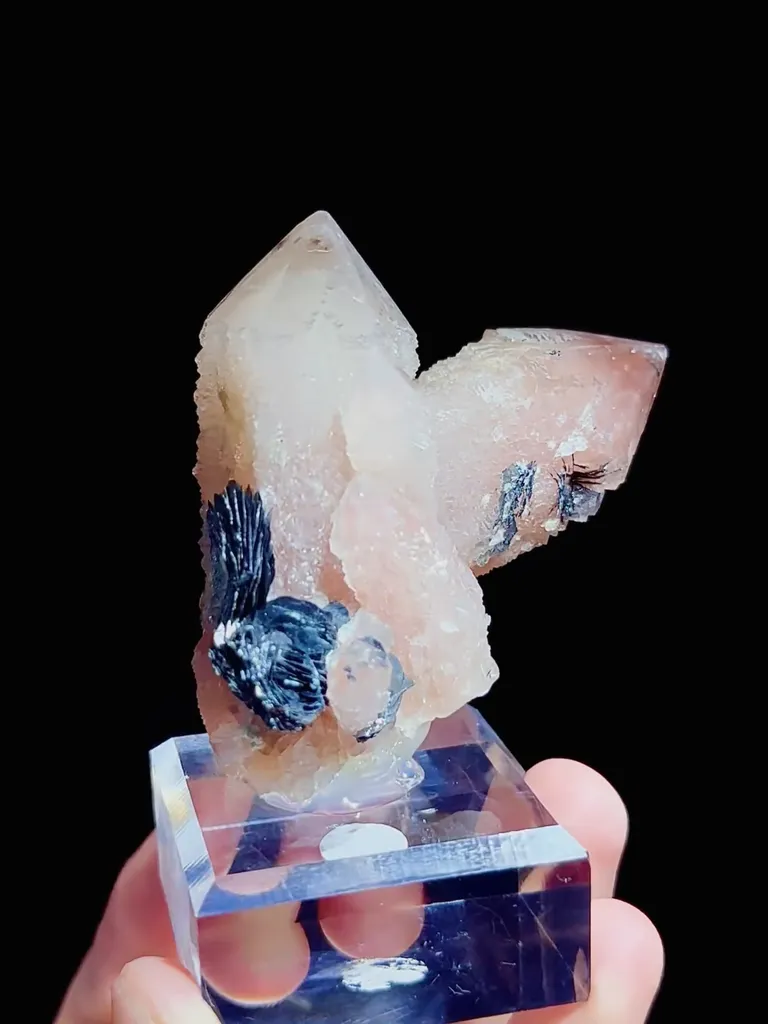 Natural Rose Quartz Tower Pointed  and Mirror Iron Ore coexist comes from Inner Mongolia,China 60*50*50MM image