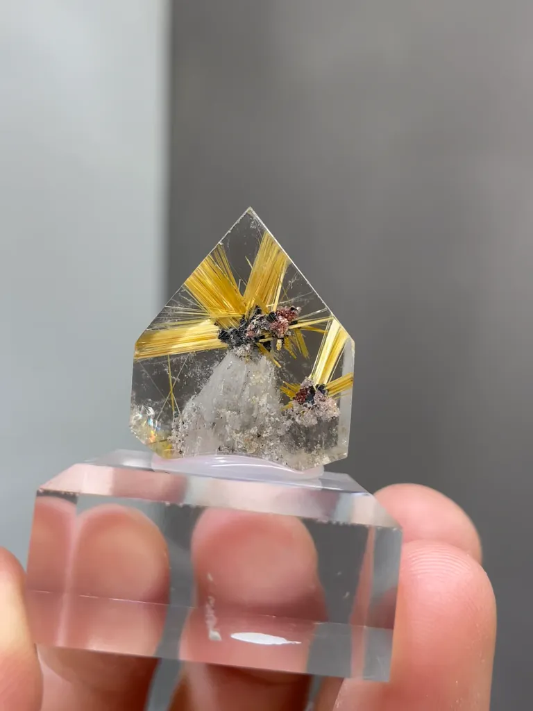 Natural Rutile comes from Brazil 20*10*20MM - image 4