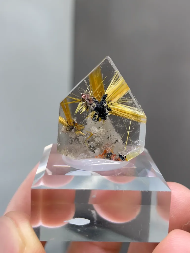 Natural Rutile comes from Brazil 20*10*20MM - image 6