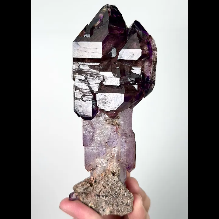 Natural Scepter Amethyst, Mineral Specimen: Zimbabwe (55*150*40MM) image