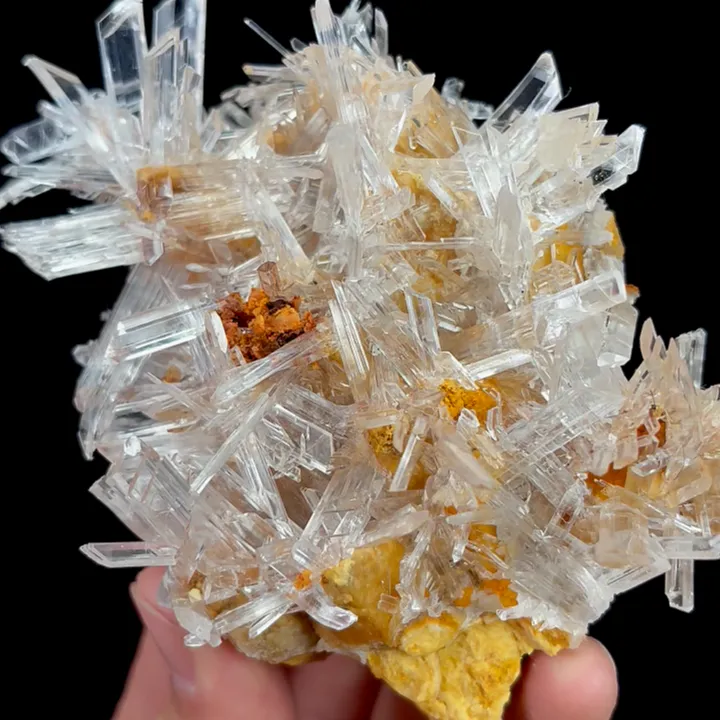Natural Selenite comes from Guizhou,China (115*80*40MM) - image 3