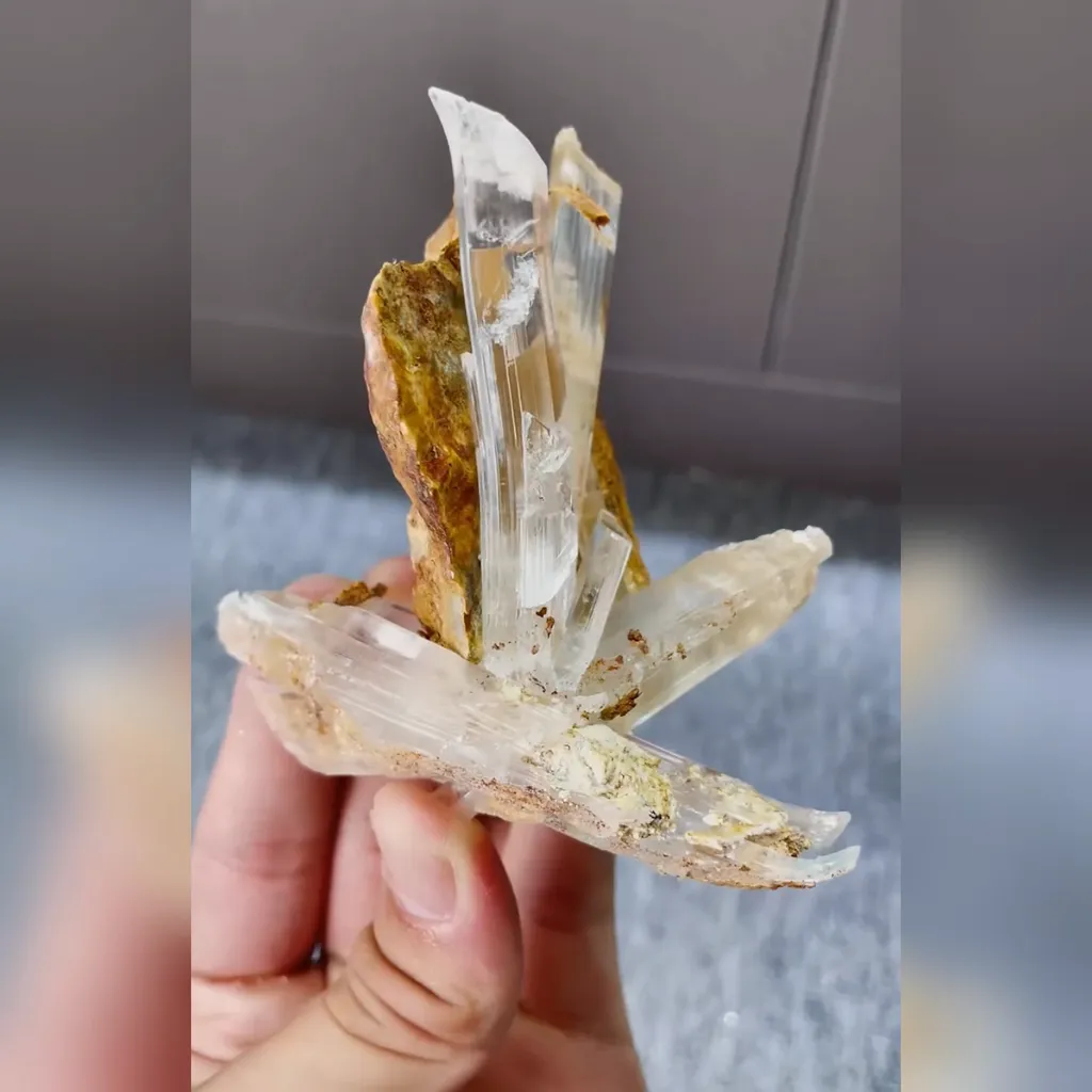 Natural Selenite comes from Guizhou,China 70*80*80MM image