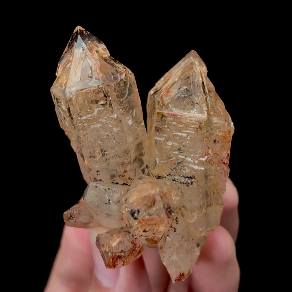Natural Skeletal Quartz Crystal Cluster Mineral Specimen,High Quality Specimen,MADAGASCAR(45*39*61mm) - image 3