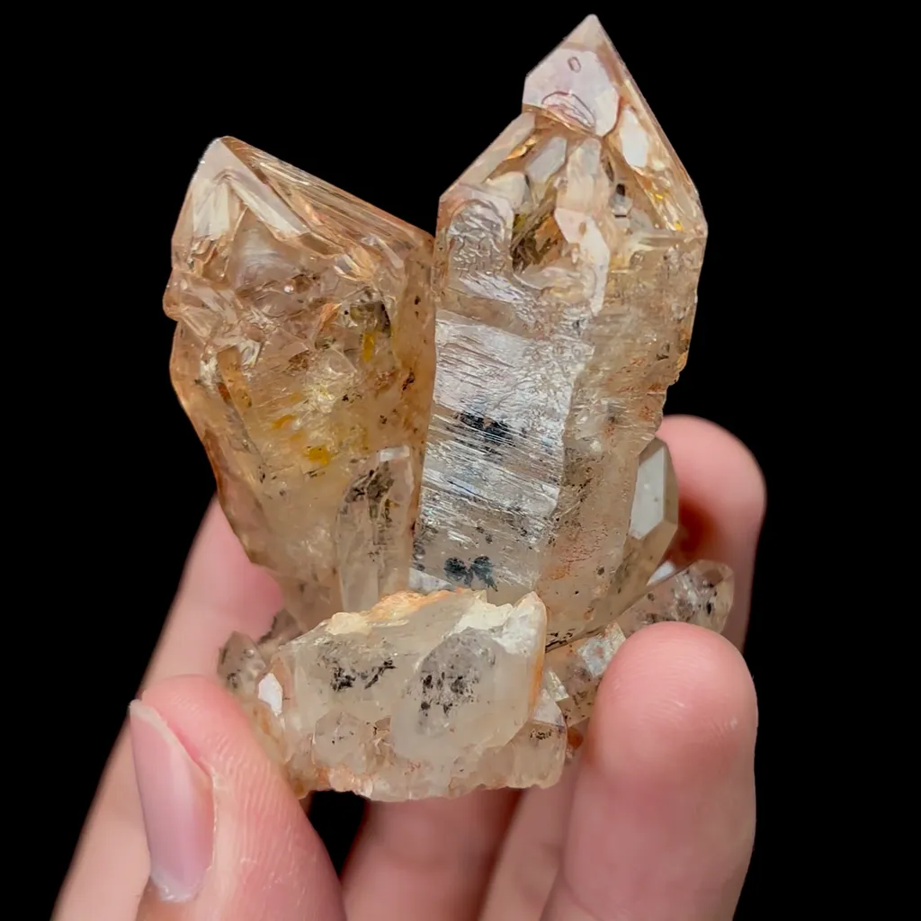 Natural Skeletal Quartz Crystal Cluster Mineral Specimen,High Quality Specimen,MADAGASCAR(45*39*61mm) - image 2