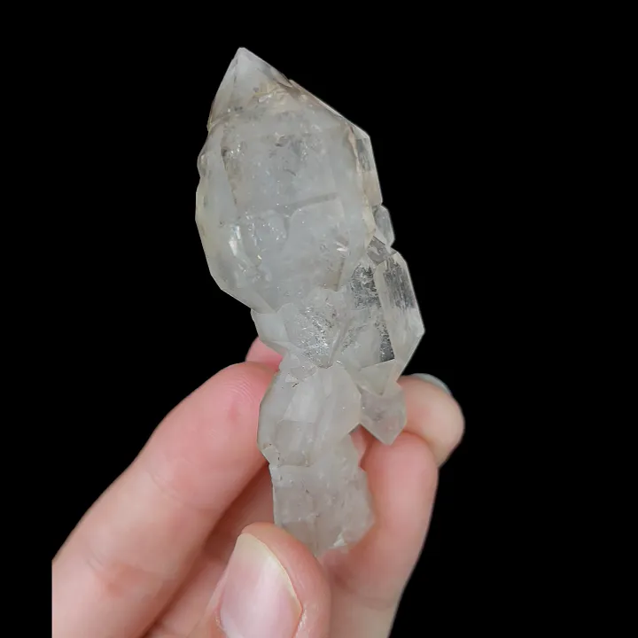 Natural Skeletal Quartz, Mineral Specimen: Madagascar (30*70*20MM) - image 2