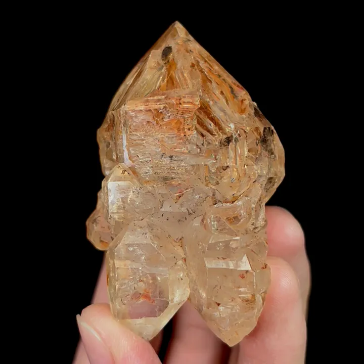 Natural Skeletal Quartz , Mineral Specimen: Madagascar (40*65*35MM) - image 6